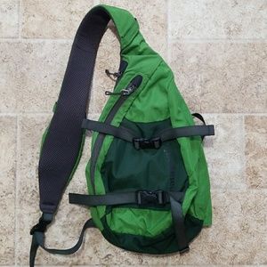 Like New- Patagonia Atom Sling Green